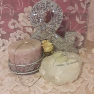 Lot of 3 silver tone necklaces